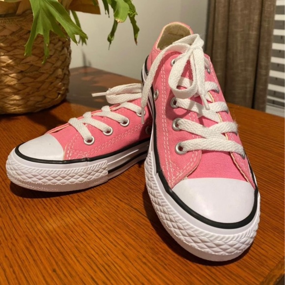 Converse Other - *New* Youth Converse Chuck Taylor Allstars